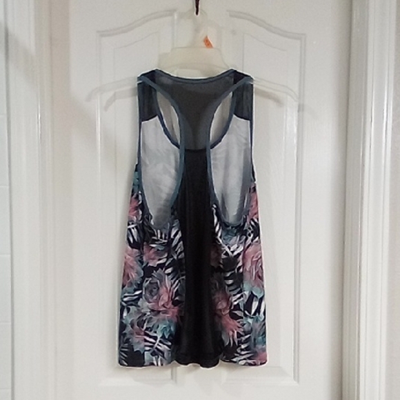 Floral Racerback Tank Top - Picture 4 of 8